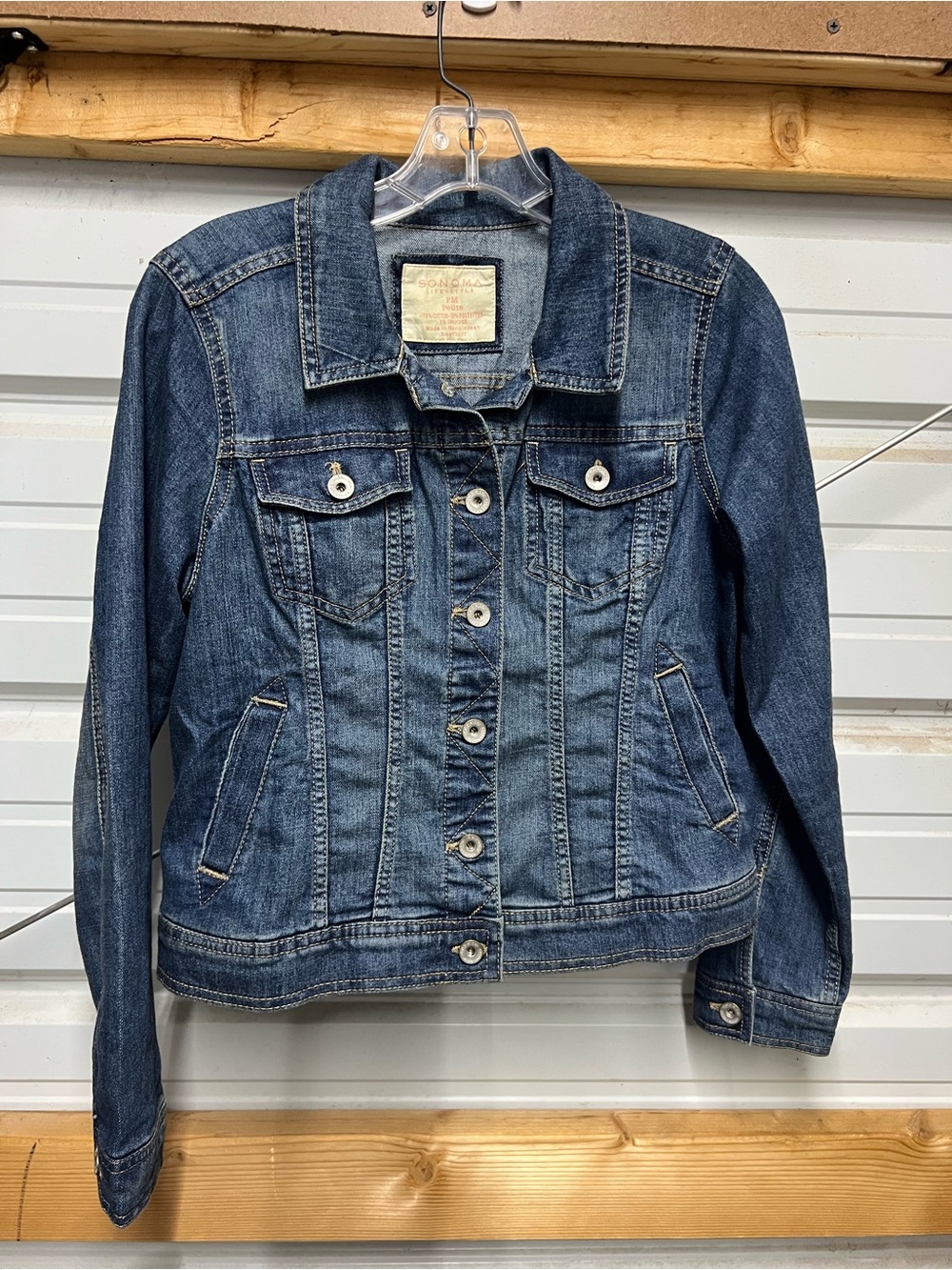 Sonoma Women's Medium Blue Denim Trucker Jacket